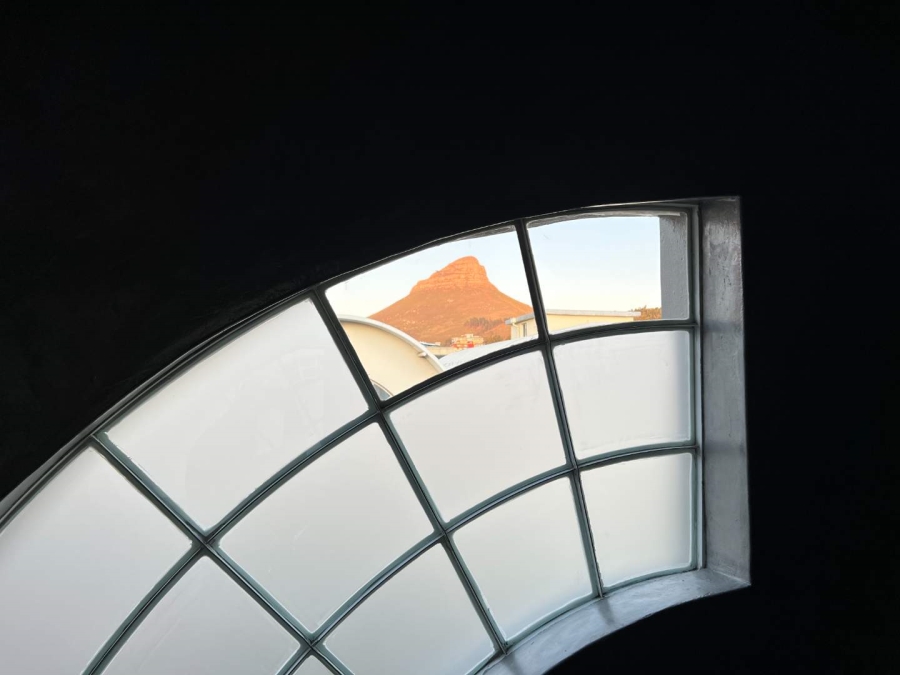 2 Bedroom Property for Sale in Cape Town City Centre Western Cape